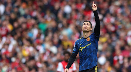 Cristiano Ronaldo Premier League'deki 100. golünü kaybettiği bebeğine adadı - spor
