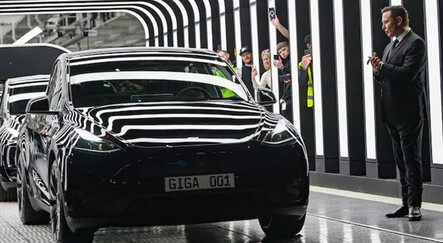 Elon Musk Tesla hisselerini satmaya başladı - t-otomobil