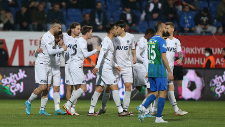 Fenerbahçe, Çaykur Rizespor'u 6-0 yendi - spor