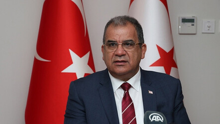 KKTC'de koalisyon hükümeti dönemi sona erdi: Hükümet istifasını Cumhubaşkanı Tatar'a sundu - dunya