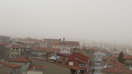 Konya'da gökyüzünü toz bulutu kapladı - yasam