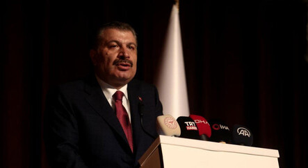 Sağlık Bakanı Koca: “Sağlık çalışanlarının sorunlarına tıpkı covid-19 gibi odaklanıyorum” - saglik