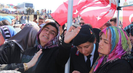 Şehit sözleşmeli Er Fırat Canlı son yolculuğuna dualarla uğurlandı - gundem