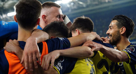 Son sekiz maçta 7. galibiyet! Dev derbiden Fenerbahçe galip ayrıldı - spor