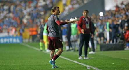 Tribünden Adana dürüm attılar! Trabzonspor maçında