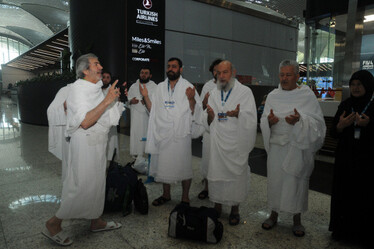 2 yıl aradan sonra ilk kafile yola çıktı! Umre ziyareti başladı - yasam