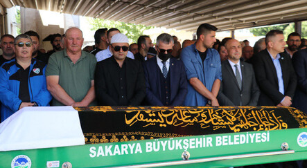 Bülent Uygun'un babası Fikret Uygun, Sakarya'da defnedildi - spor