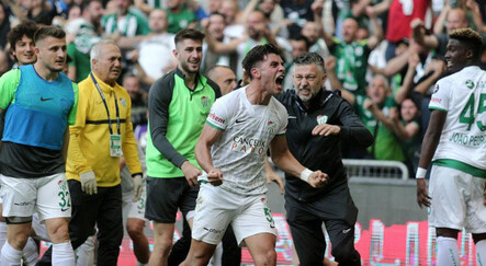 Bursaspor - Ümraniyespor : 3-2 (ÖZET) Timsah 90+4'te gelen golle lige tutundu! - spor