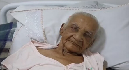 Dünyanın en yaşlı insanı 121 yaşında! Çocukları öldü, torunuyla yaşıyor - dunya