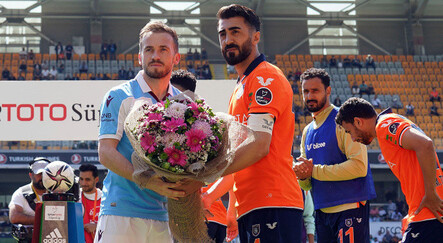 Eski takım arkadaşlarından Visca'yı duygulandıran hediye - magazin