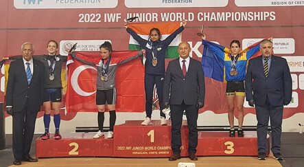 Milli halterci Cansu Bektaş Dünya Şampiyonası'nda 1 altın 1 gümüş madalya kazandı - spor