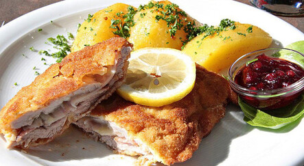 Restorandakinden bin kat daha güzel! Dışı çıtır çıtır içi yumuşacık şinitzel hem kolay hem lezzetli - yemek