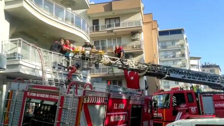 Aydın'da dehşet dolu anlar! Alevlerin arasından sedyeyle çıkarıldı - gundem