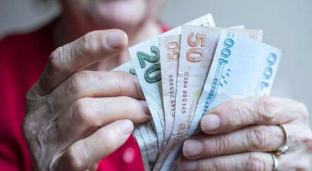 Bakan Yanık açıkladı: Yaşlı ve engelli aylıkları hesaplara yatırıldı - ekonomi