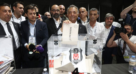 Beşiktaş'ta 2. kez başkan seçilen Ahmet Nur Çebi ve yeni yönetimi mazbatasını aldı - spor