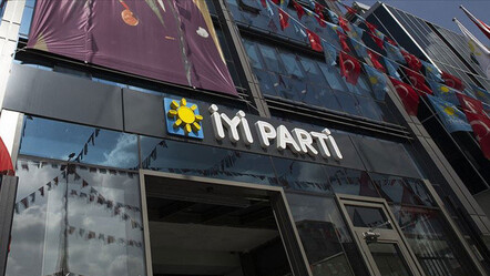 İYİ Parti'de deprem! 4 ilçe başkanı ve yöneticileri görevden aldı - gundem