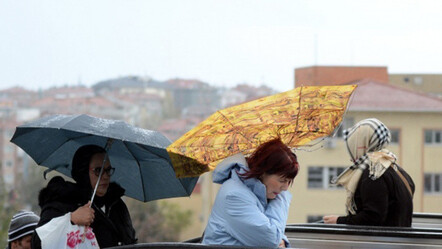 Meteoroloji uyardı! Kuvvetli fırtına ve gök gürültülü sağanak geliyor - yasam