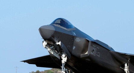 ABD F-35 ve F-15’leri Girit’e konuşlandırdı - dunya