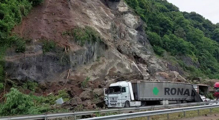 Artvin'de heyelan! Ölü ve yaralılar var - gundem