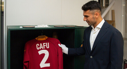 AS Roma, Zeki Çelik'i basına tanıttı...