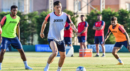 Başakşehir ve Konyaspor'un UEFA Avrupa Konferans Ligi maçlarını yönetecek hakemler belli oldu - spor