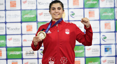 Busenaz Sürmeneli altın madalya koleksiyonunu Akdeniz Oyunları'nda genişletti - spor