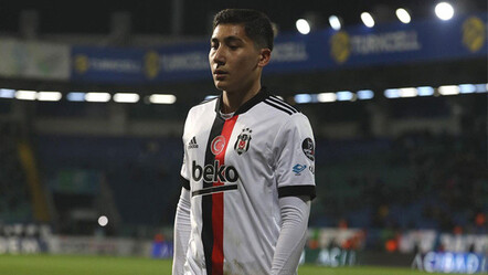 Emirhan İlkhan'dan ayrılık sözleri: Beşiktaş taraftarından anlayış istedi - spor