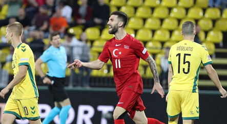 Hull City Doğukan Sinik transferini açıkladı... Antalyaspor'a 4 milyon euro bonservis! - spor