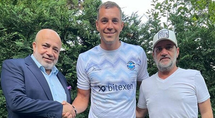 Artem Dzyuba Adana Demirspor'a 1+1 yıllık imza attı - spor