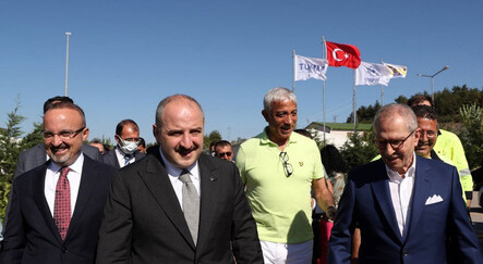 Bakan Varank: 100 milyar dolarlık altın ve gümüş toprak altında yatıyor - ekonomi