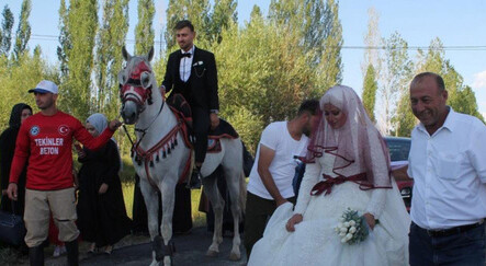 Bayburt'ta düğünde şaşırtan bir ilk! Ata gelin değil damat bindi - yasam