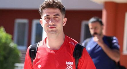 Beşiktaş'a Sivasspor'dan genç orta saha... Emirhan'ın yerine Kerem Atakan Kesgin alınıyor - spor