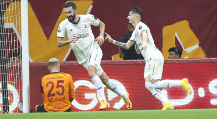 Galatasaray - Giresunspor 0-1 Maç Özeti I Abdülkerim Bardakçı takımını yaktı! Büyük hata - spor