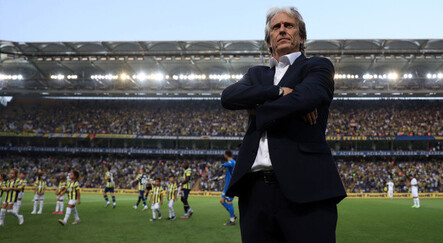 Jorge Jesus Slovacko maçının ardından forvet transferini açıkladı - spor