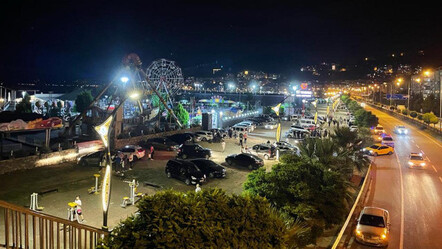 Lunaparkta dehşet! Raylı oyuncak devrildi: 1'i ağır 4 yaralı var - dunya
