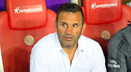 Okan Buruk: Yaptığım Gomis hamlesi çok çabuk karşılık verdi, lige 3 puanla başladık - spor