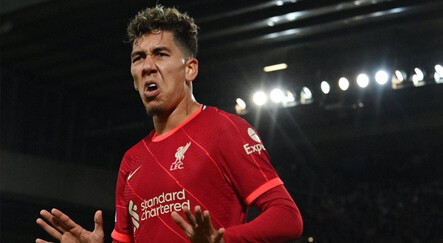 Roberto Firmino Liverpool'da kalıyor...
