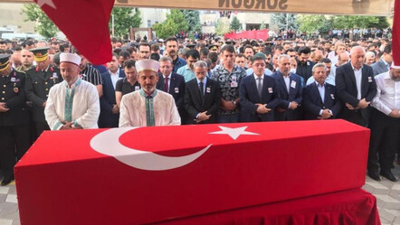 Şehit Enes Gazi Özdemir son yolculuğuna uğurlandı - yasam