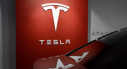 Tesla 'güvenliği' ileri sürerek yine zam yaptı: Elon Musk’a tepki yağdı! - t-otomobil