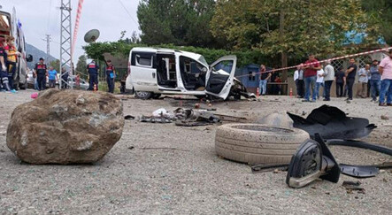 Trabzon’da feci kaza: Çiçeği burnunda çifti ölüm ayırdı - yasam