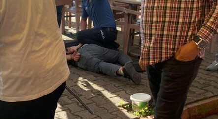 Adliye önünde dehşet dolu anlar! Boşanma aşamasındaki karısını defalarca bıçakladı - yasam