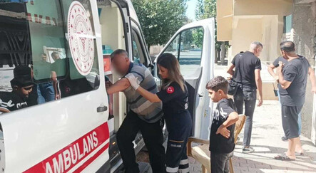 Evlat dehşeti! Sesten rahatsız oldu, annesini bıçaklayıp babasını dövdü - gundem