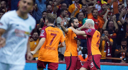 Galatasaray yenilgisiz Konyaspor 2-1'le geçti! Icardi ilk kez forma giydi, darp edildi! - spor