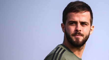 Miralem Pjanic'in yeni adresi Birleşik Arap Emirlikleri oldu! Barcelona'dan Sharjah FC'ya bedavaya transfer - futbol