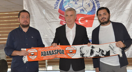 Önder Karaveli Adanaspor'a imzayı attı!
