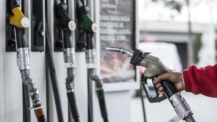 Sürücüleri sevindirecek haber: Brent petrol çakıldı, akaryakıtta çifte indirim! Pompaya yansıdı - ekonomi