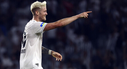 Weghorst yanıyor! Beşiktaş'ın Hollandalı santrforu hem saçları, hem golleri hem de asistleriyle gündemde - spor