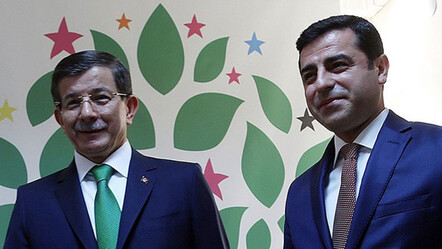 Davutoğlu Demirtaş davasından vazgeçti: Şikayetini geri çekti - politika