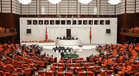 Son dakika... CHP başörtüsüyle ilgili kanun teklifini Meclis'e sundu - gundem